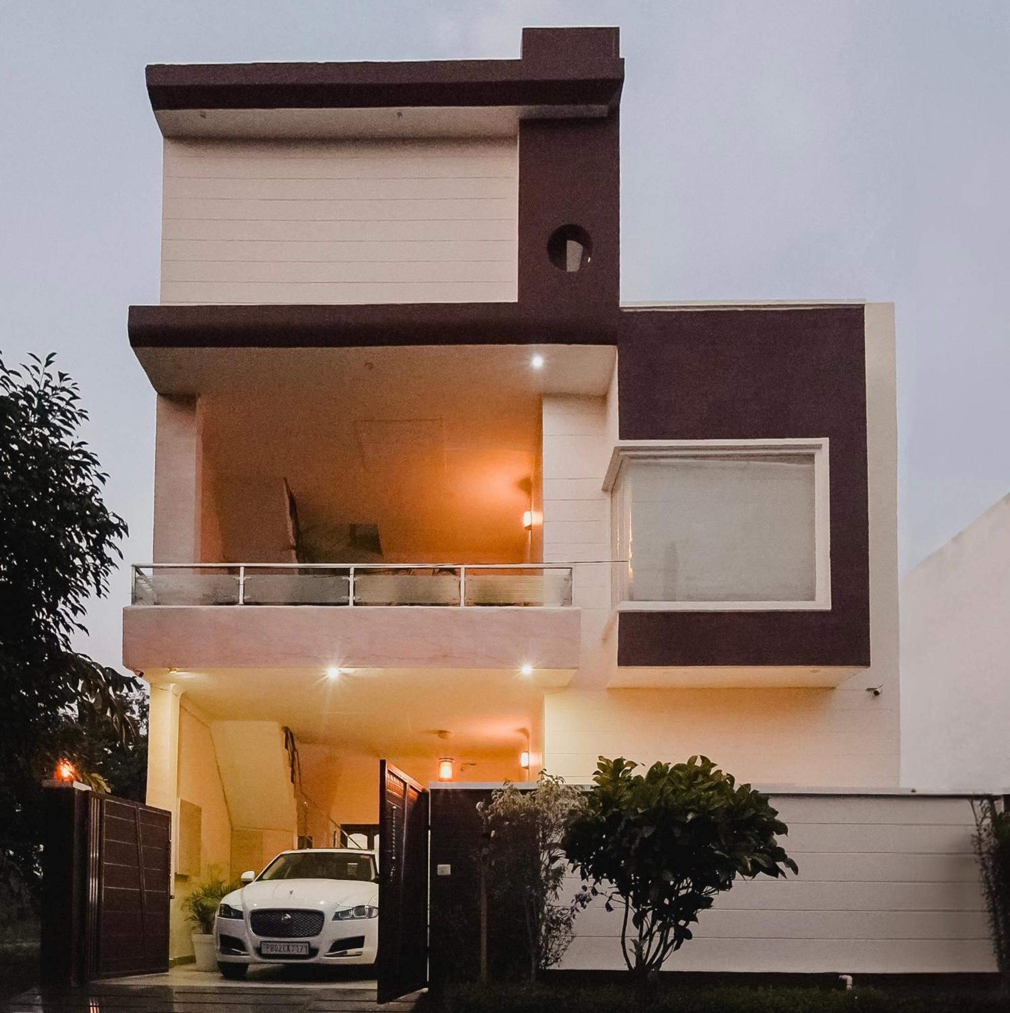 Silver Leaf Apartments Amritsar Eksteriør bilde